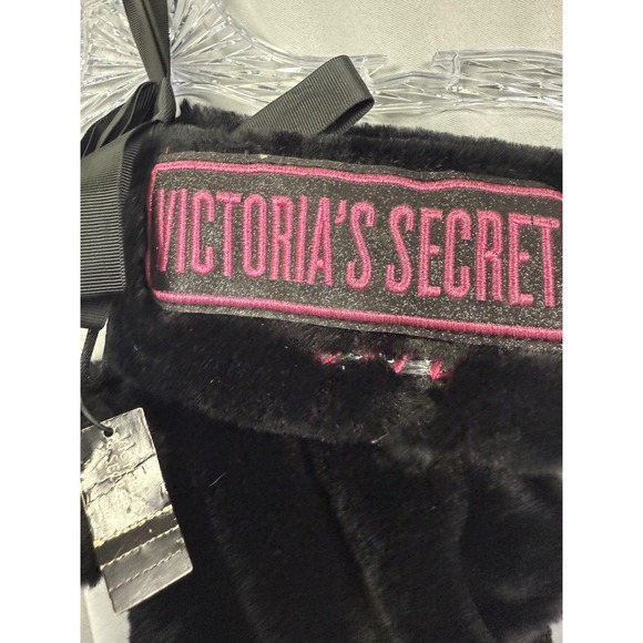 Victoria's Secret Faux Fur Holiday Christmas Stocking Patch Pom Pom Gift New - Picture 3 of 7